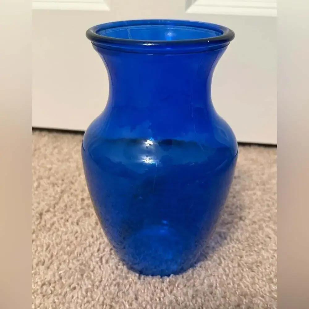 Unbranded bright blue